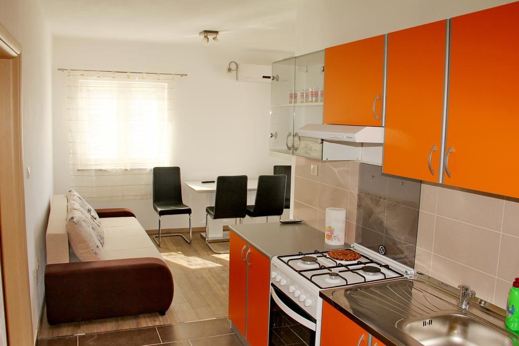 Apartments Antonio Senj  Pokoj fotografie