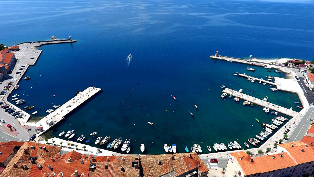 Apartments Antonio Senj  Exteriér fotografie